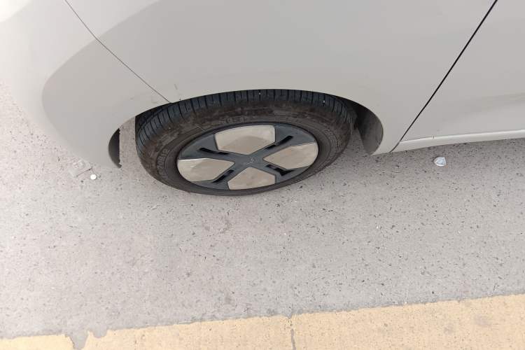 Used Wuling Hongguang MINIEV 2024 3rd Generation 215km Advanced Version
