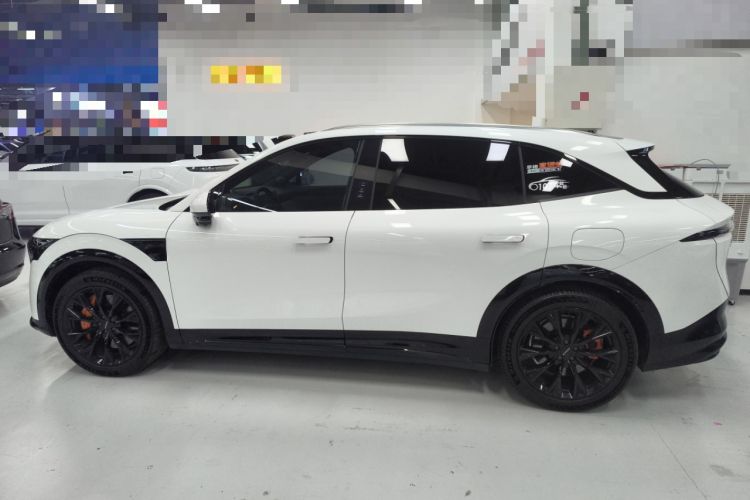 Used Zeekr 7X 2025 100 kWh Long-Range Rear-Wheel Drive with Intelligent Driving Features
