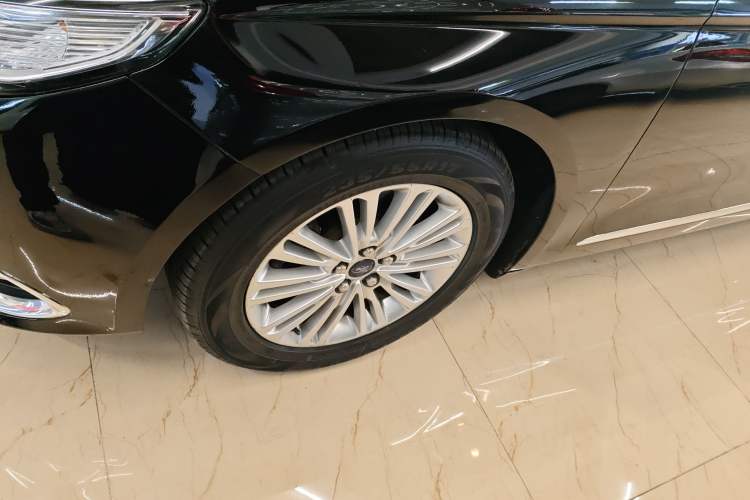 Used Ford Taurus 2017 EcoBoost 245 Fashion Edition