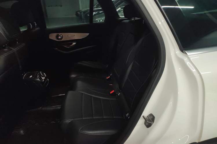 Used Mercedes-Benz GLC 2020 GLC 260 L 4MATIC Dynamic Model