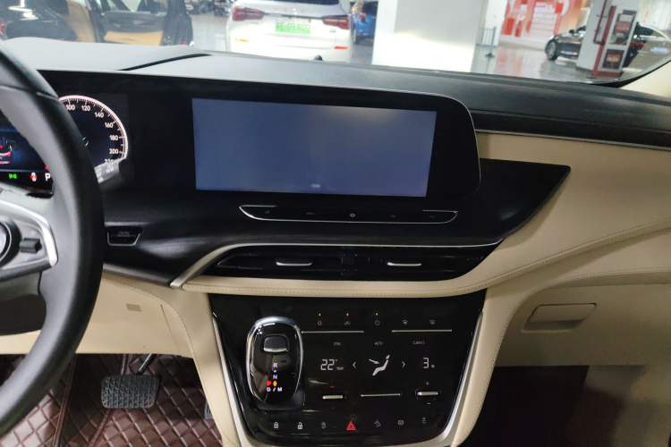 Used Buick GL8 2023 ES Lu Zun Deluxe Model
