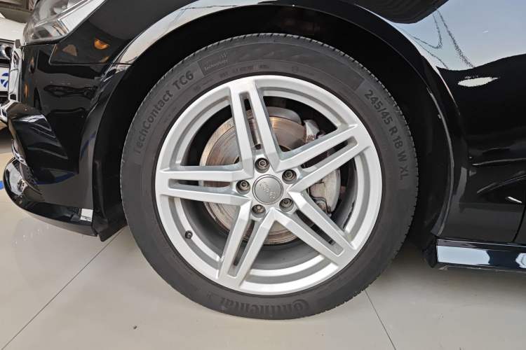 Used Audi A6L 2018 30th Anniversary Edition 30 FSI Style Model