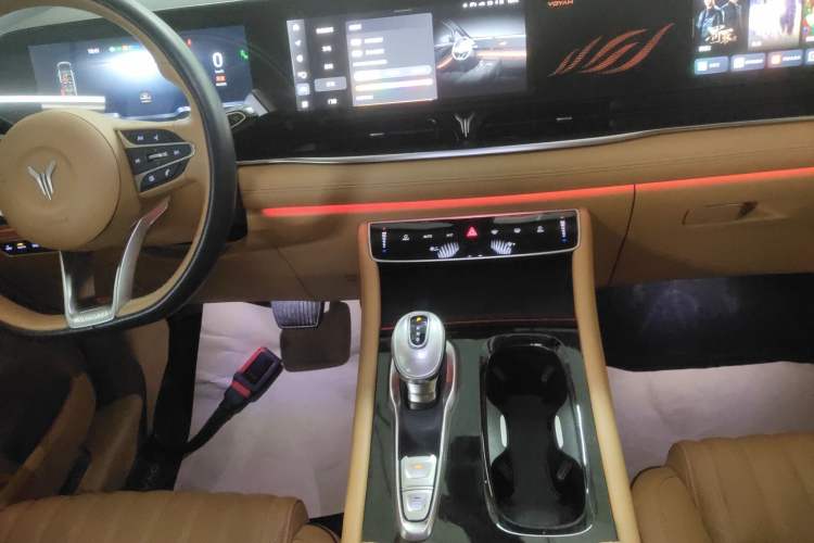 Used VOYAH Dream 2024 PHEV Ultra-Long Range Flagship Edition