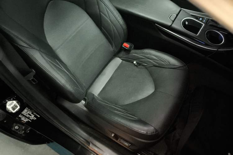 Used Toyota Avalon 2019 2.5L Touring Premium Version China VI Standard