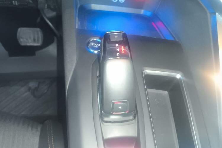 Used Peugeot 5008 2017 380THP 7-Seater Elite Edition