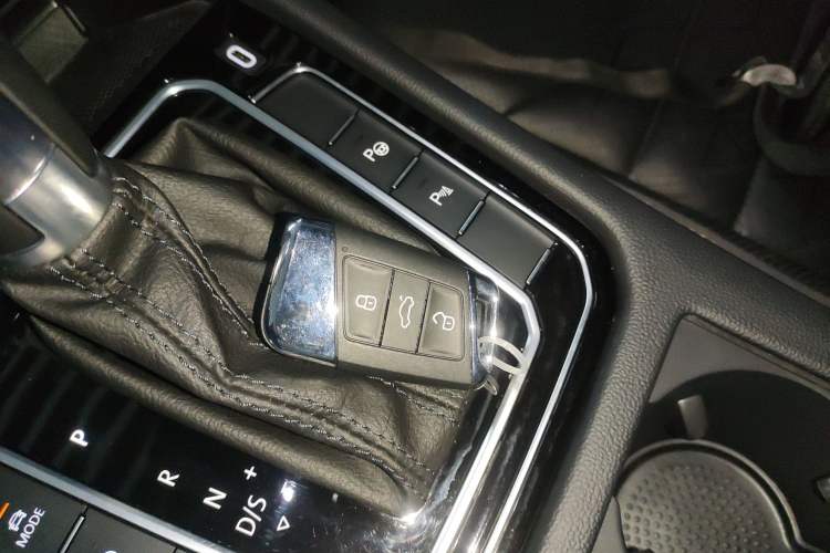 Used Volkswagen FAW-Volkswagen CC 2023 380TSI Striking Edition