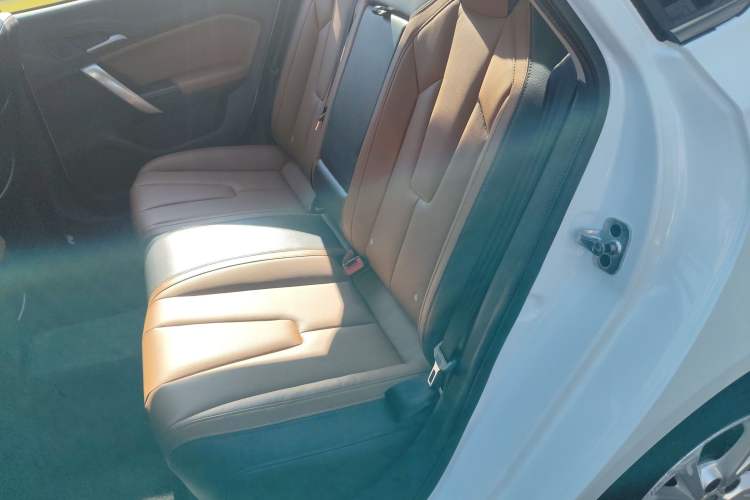 Used MG GT 2016 1.5L Automatic Value-Added Luxury Edition
