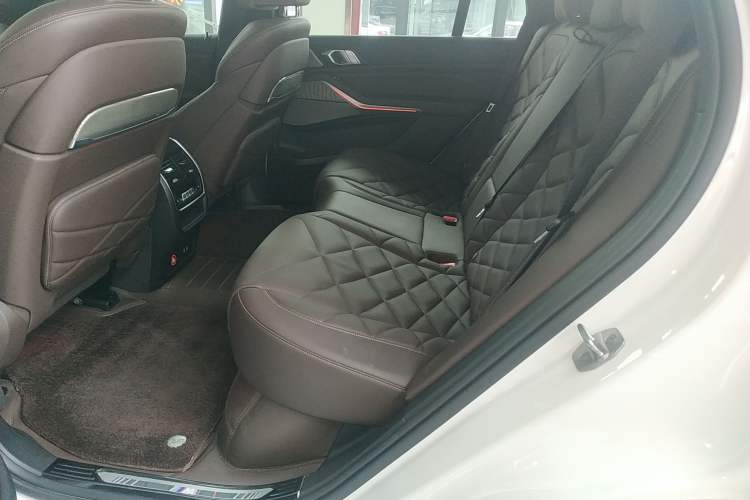 Used BMW X5 2022 Restyled xDrive 40Li Luxury Edition M Sport Package
