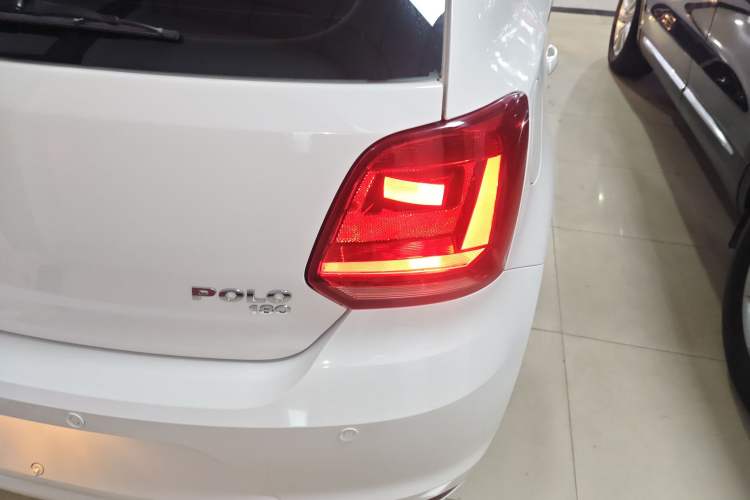 Used Volkswagen Polo 2018 1.5L Automatic Advanced Driving Model
