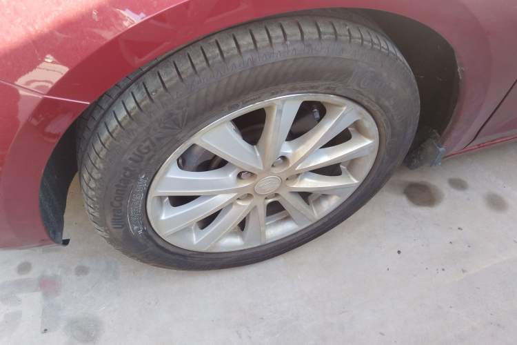 Used Buick Verano 2015 Sedan 20T Dual-Clutch Elite Model
