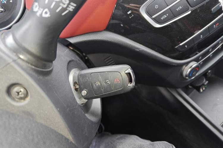 Used Haval H1 2016 Blue Label 1.5L AMT Luxury Model
