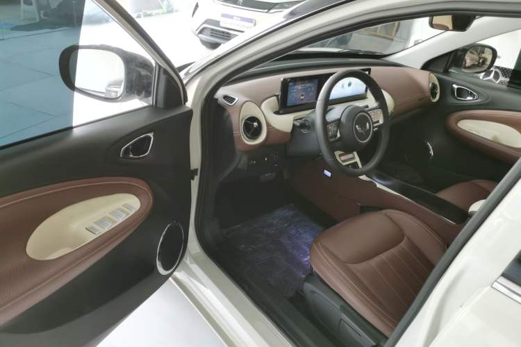 Used Wuling Bingo 2024 333 km Enjoyment Version
