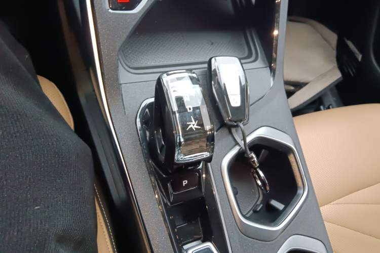 Used Geely Auto FX11 2023 2.0TD DCT Flagship Version
