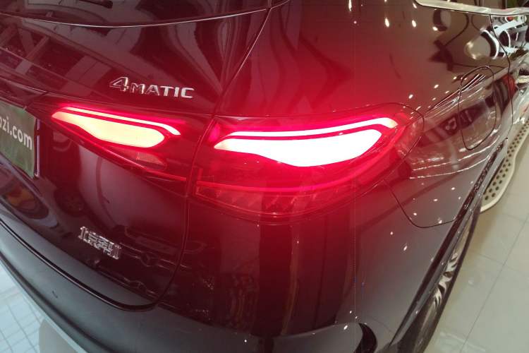 Used Mercedes-Benz GLC 2023 GLC 300 L 4MATIC Dynamic Edition 5-seater