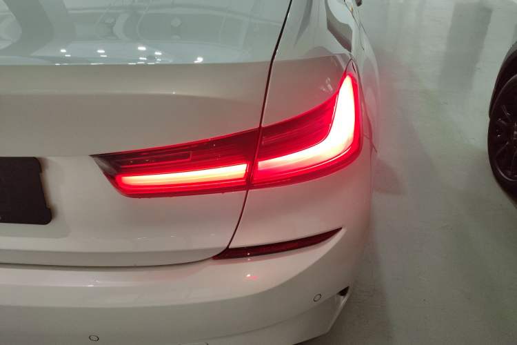 Used BMW 3 Series 2020 Facelifted 325i M Sport Package
