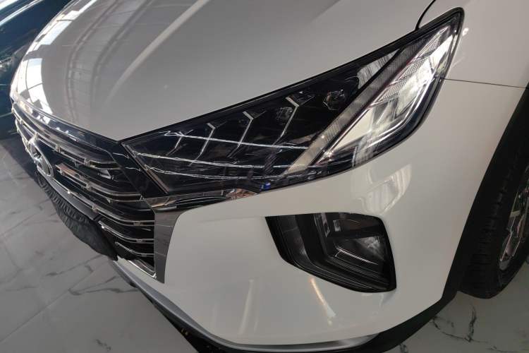 Used Hyundai Tucson 2020 280TGDi Two-Wheel-Drive GLS Fashion Edition China VI Standard
