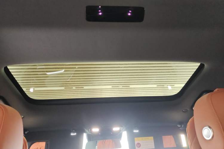 Used Li Auto L8 2023 Pro Model