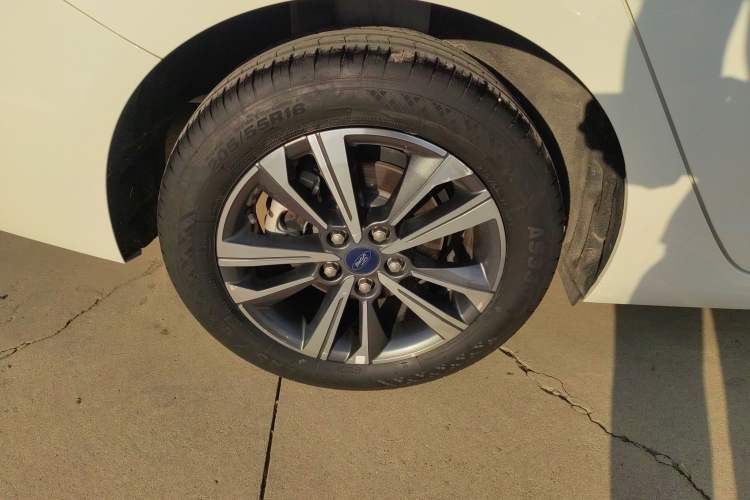 Used Ford Escort 2021 1.5L Automatic Diamond Edition
