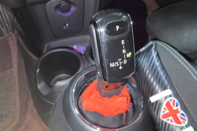 Used MINI MINI 2018 1.5T COOPER Racing Driver