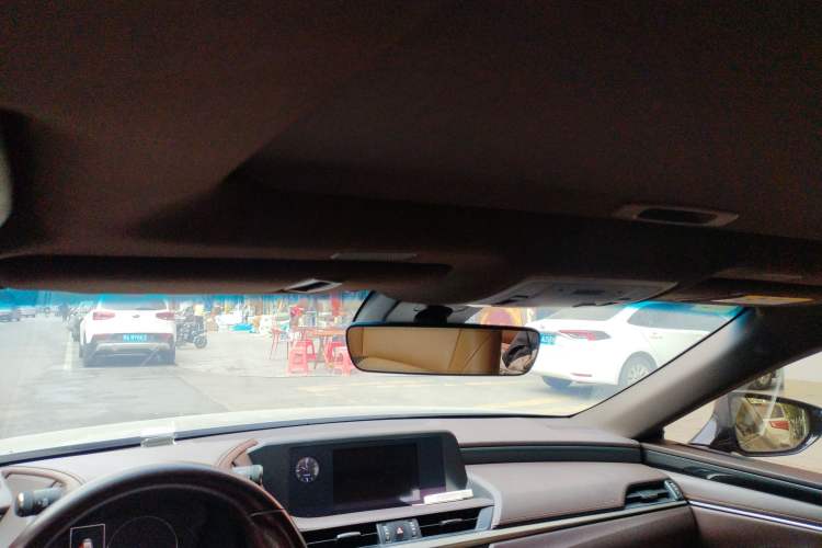 Used Lexus ES 2018 260 Excellence Edition China V Standard