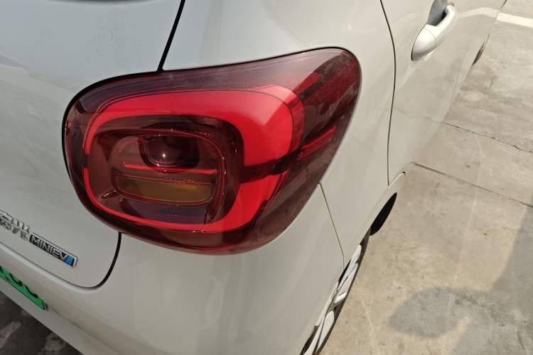 Used Wuling Hongguang MINIEV 2025 Four-Door Version Advanced Edition
