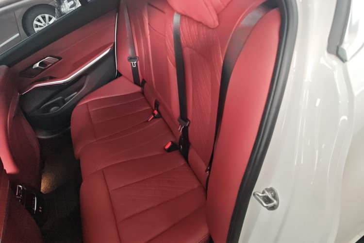 Used BMW i3 2024 eDrive 35 L