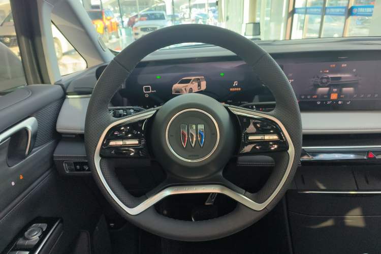 Used Buick GL8 2025 Lu Zun Deluxe Edition