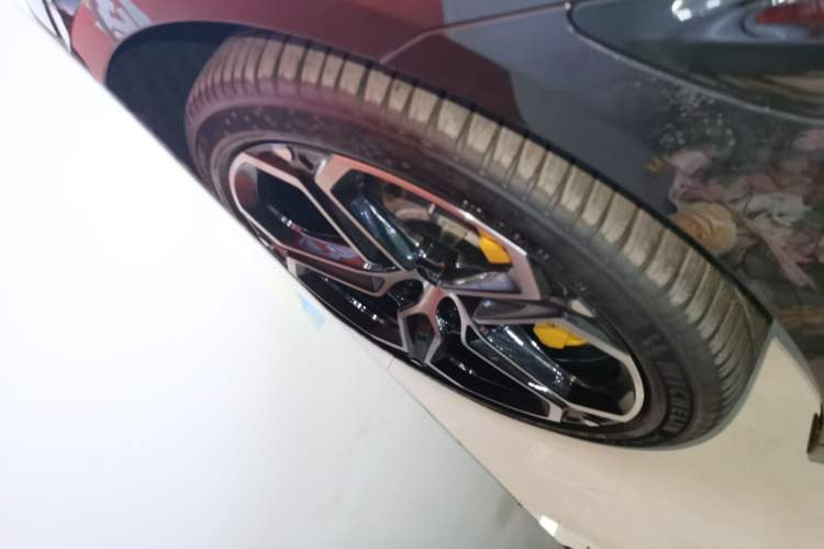 Used  SU7 2024 Rear-Drive Long-Range Intelligent Driving Version
