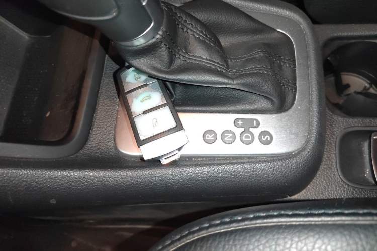 Used Volkswagen Sharan 2013 1.8TSI Standard Model
