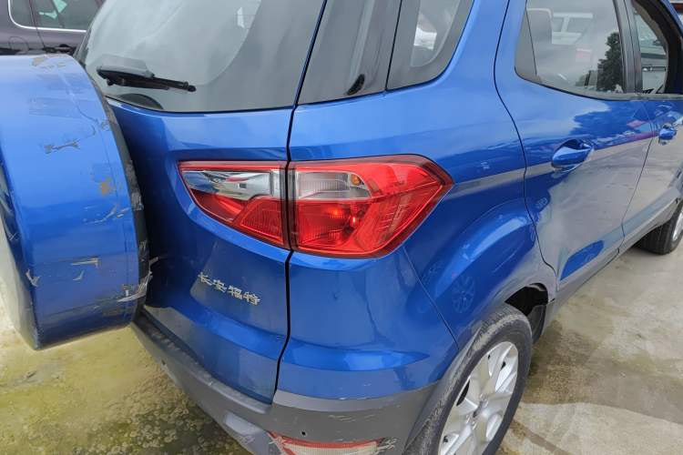 Used Ford EcoSport 2013 1.5L Automatic Fashion Model