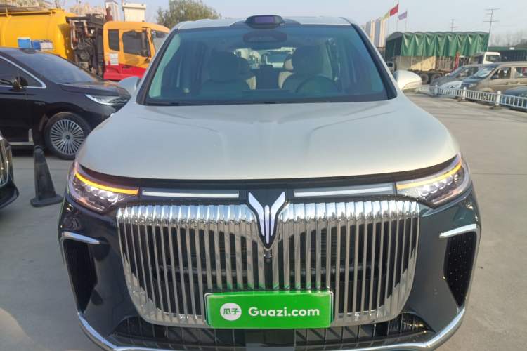 Used VOYAH Dream 2025 PHEV Four-Wheel-Drive Flagship Version – Qiankun Edition
