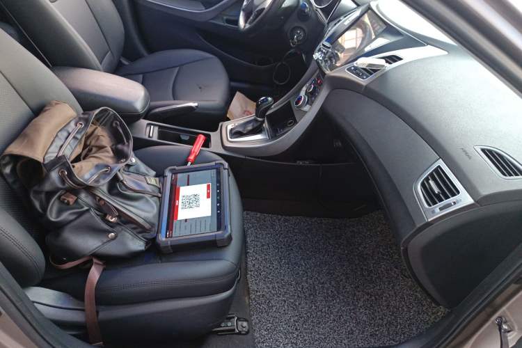 Used Hyundai Elantra 2016 1.6L Automatic Smart Version