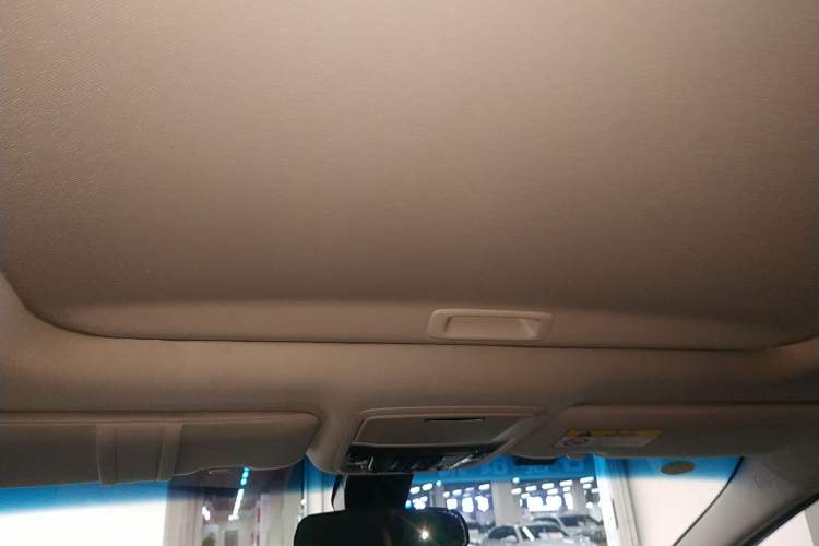 Used Honda Elysion 2022 2.0L eHEV Luxury Edition