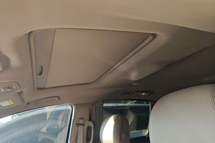 Used Buick GL8 2018 ES 28T Premium Model China VI Standard