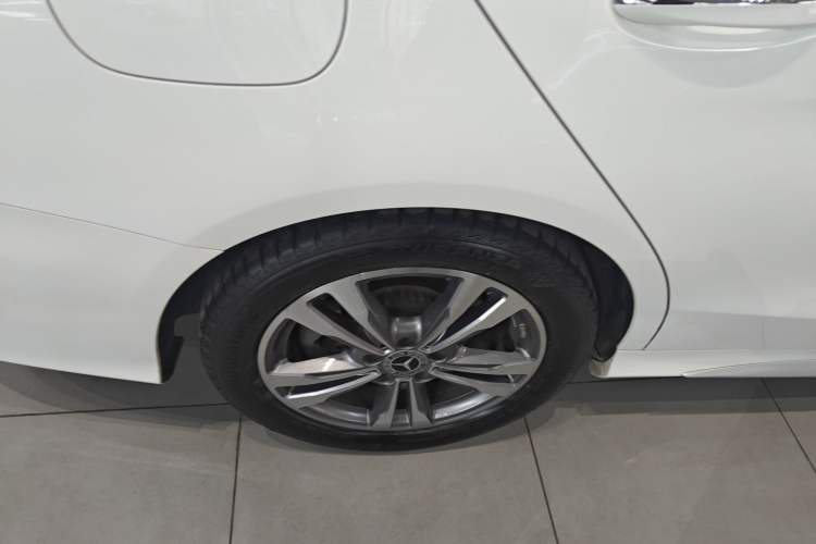 Used Mercedes-Benz C-Class 2021 C 200 L Fashion Edition Sport Version
