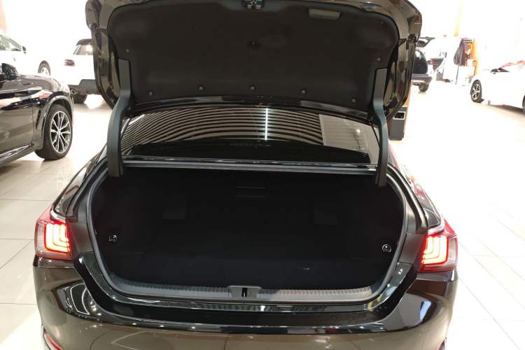 Used Lexus ES 2018 200 Excellence Edition China V Standard
