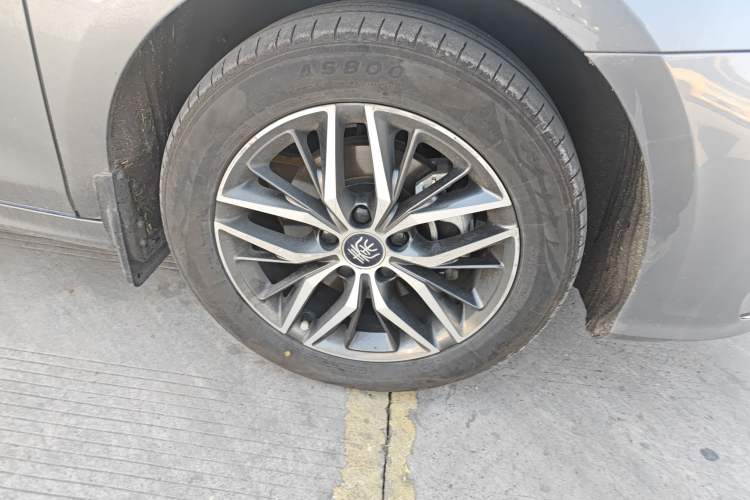 Used BYD Qin PLUS 2023 Champion Edition DM-i 120KM Leading Model