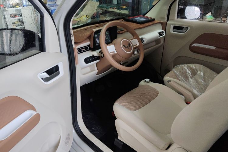 Used Wuling Hongguang MINIEV 2024 3rd Generation 215km Youth Edition
