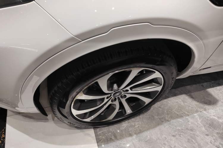 Used Land Rover Discovery Sport 2020 249 PS R-Dynamic Performance Edition