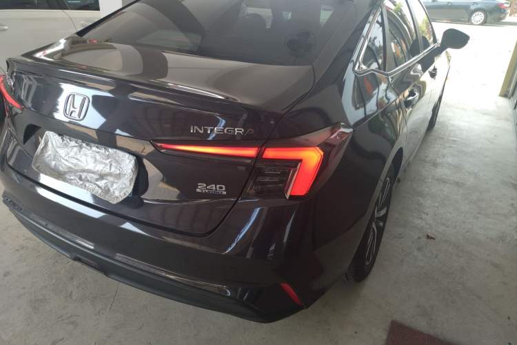 Used Honda Integra 2023 240TURBO CVT Leading Edition
