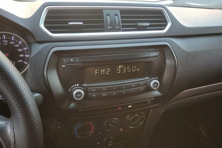 Used Great Wall Wingle 5 2017 2.0T European-spec Diesel Two-Wheel-Drive Entry-Level Big Double-Cab GW4D20D