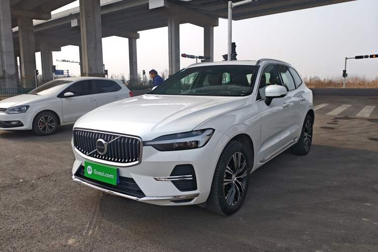 Used Volvo XC60 2022 B5 4x4 Smart Luxury Edition