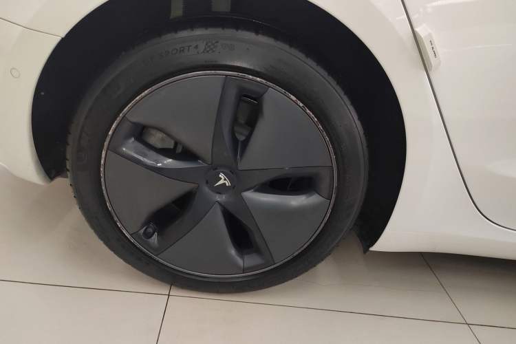 Used Tesla Model 3 2019 Standard Range Rear-Wheel Drive Upgraded Version (52 kWh)
