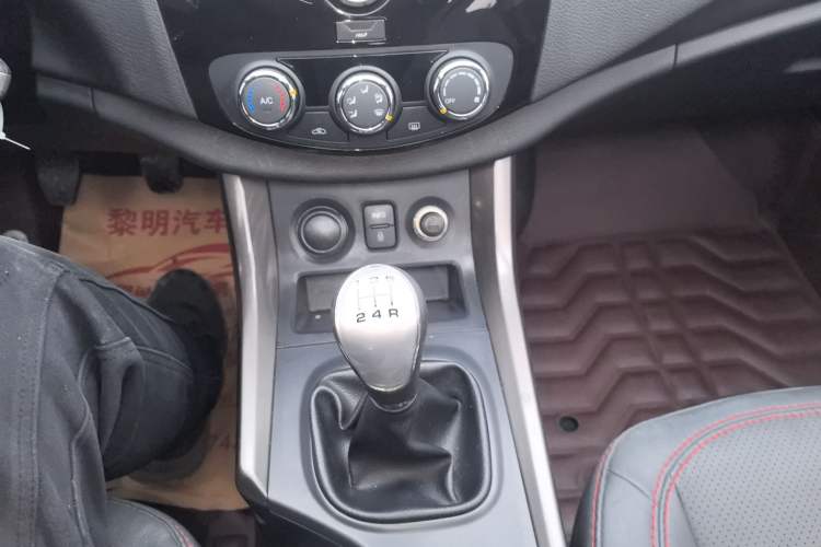 Used Haima S5 2015 1.6L Manual Luxury Model with Sunroof
