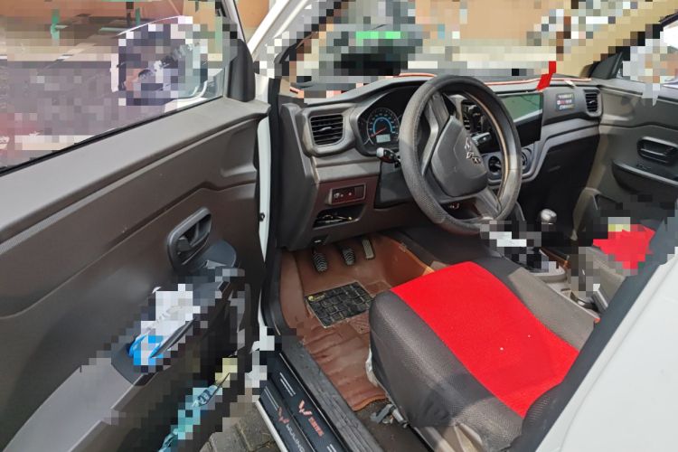 Used Wuling Hongguang V 2019 1.5L Enjoyment Version China VI LAR
