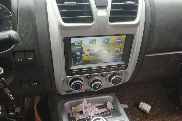 Used JMC Baodian 2018 2.9T New Value-Packed Two-Wheel-Drive Diesel Comfort Version with Extended Cargo Bed – JX4D30B5L
