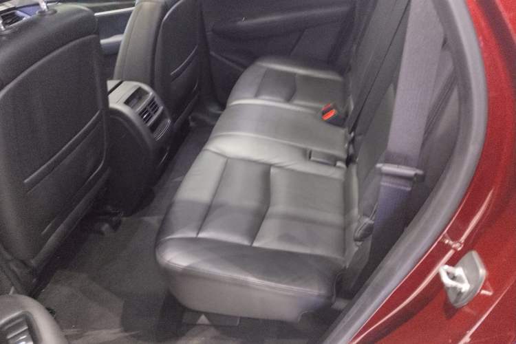 Used Cadillac XT5 2016 25T Luxury Model
