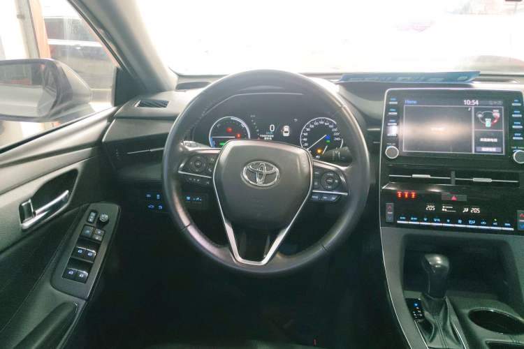 Used Toyota Avalon 2019 Dual-Engine 2.5L Luxury Edition China VI Standard

