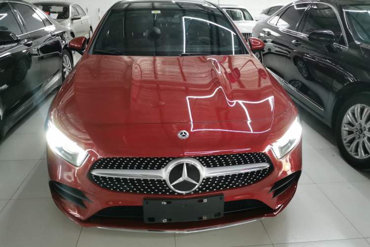 Used Mercedes-Benz A-Class 2021 A 200 L Sport Sedan Fashion Model
