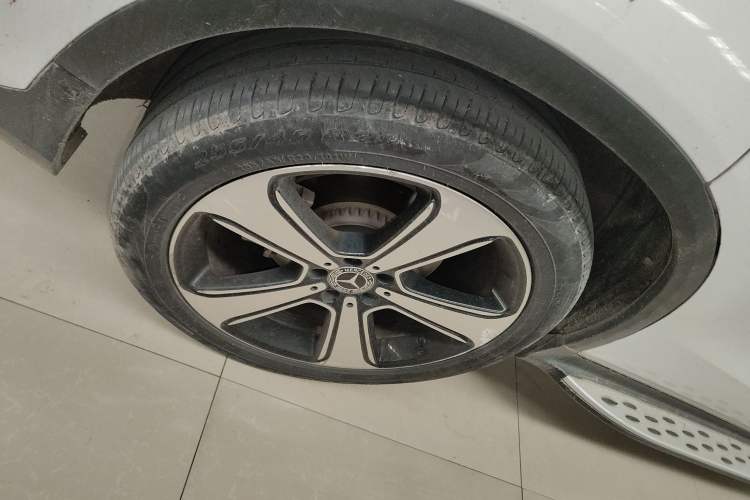 Used Mercedes-Benz GLC 2019 GLC 300 L 4MATIC Dynamic Model
